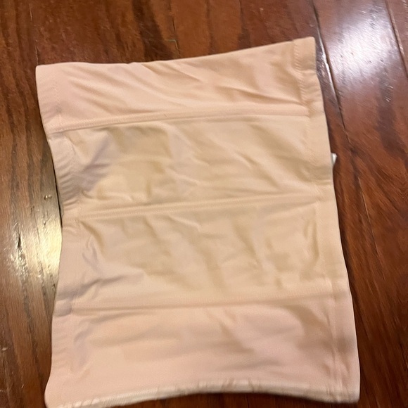 Maidenform Beige Waist Cincher - Picture 2 of 3